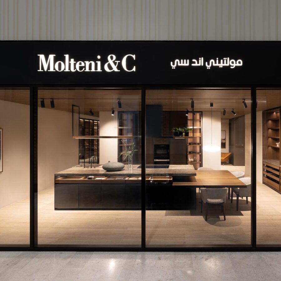 MOLTENI BOUTIQUE